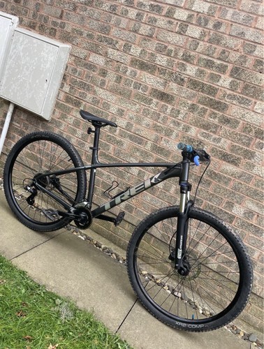 Trek marlin mountain bike - trek,