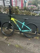 Trek Marlin 5 Mountain Bike